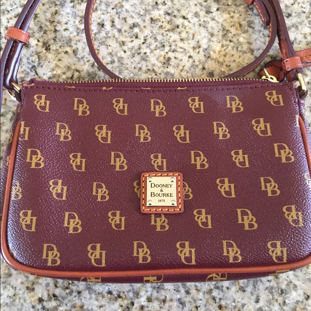 Dooney & Bourke Purse